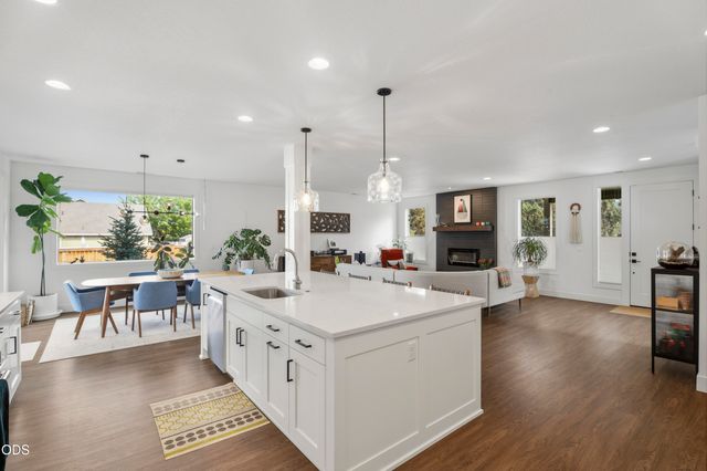 20546 Murphy Road, Bend, OR 97702