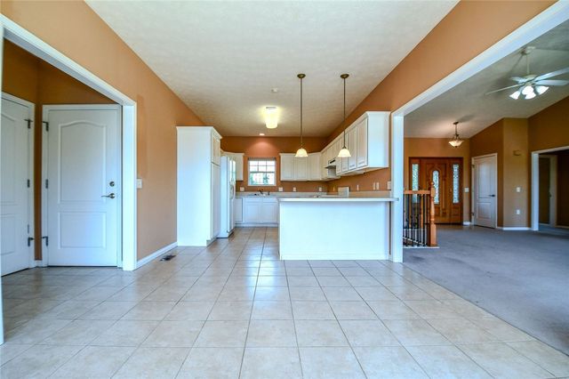 6380 Pin Oak Court, Huber Heights, OH 45424