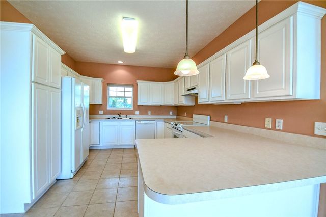 6380 Pin Oak Court, Huber Heights, OH 45424