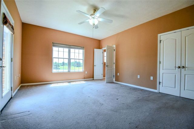 6380 Pin Oak Court, Huber Heights, OH 45424