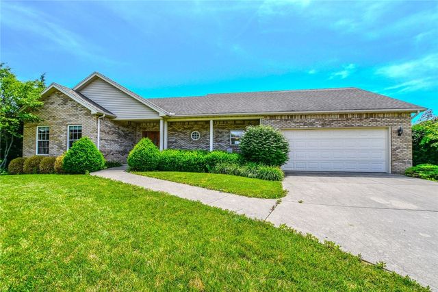 6380 Pin Oak Court, Huber Heights, OH 45424