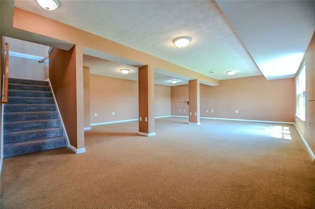 6380 Pin Oak Court, Huber Heights, OH 45424