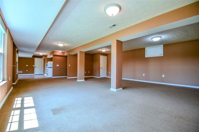 6380 Pin Oak Court, Huber Heights, OH 45424