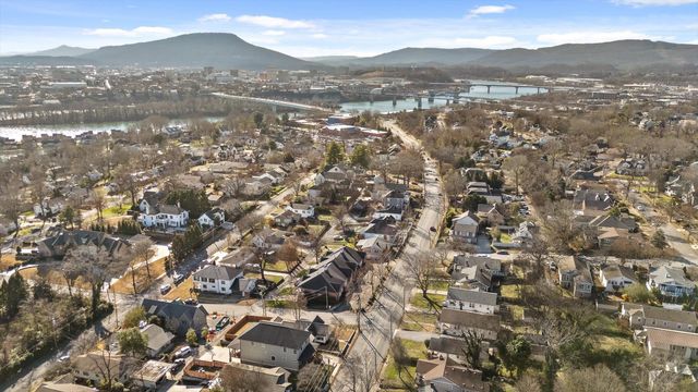 612 Barton Avenue, Chattanooga, TN 37405