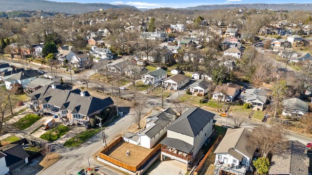 612 Barton Avenue, Chattanooga, TN 37405