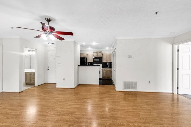 1452 KEYS CROSSING Drive, Brookhaven, GA 30319