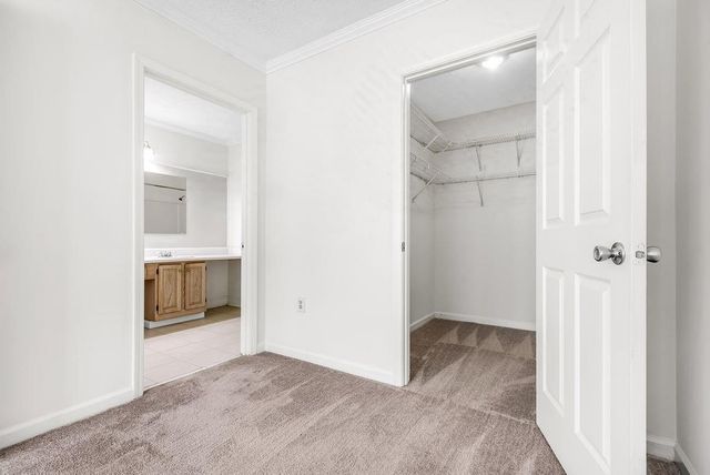 1452 KEYS CROSSING Drive, Brookhaven, GA 30319