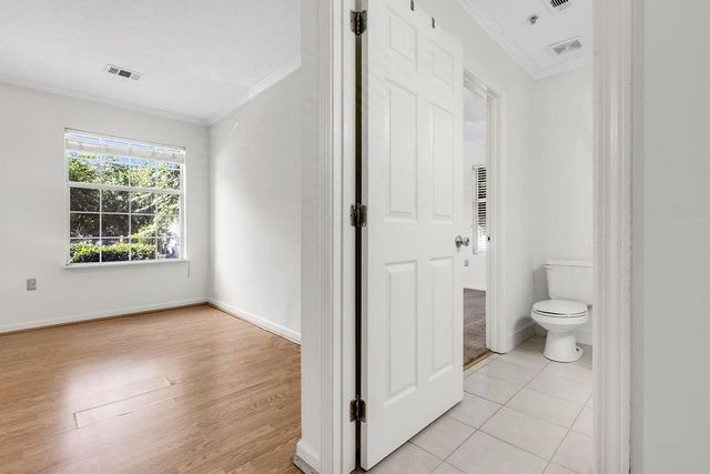 1452 KEYS CROSSING Drive, Brookhaven, GA 30319