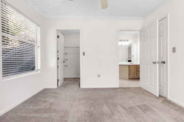 1452 KEYS CROSSING Drive, Brookhaven, GA 30319