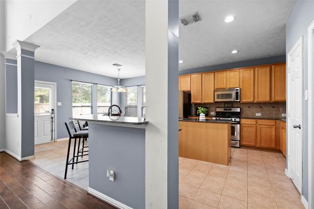 14807 Summer Knoll Lane, Houston, TX 77044