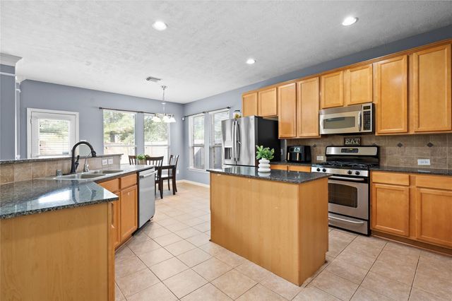 14807 Summer Knoll Lane, Houston, TX 77044