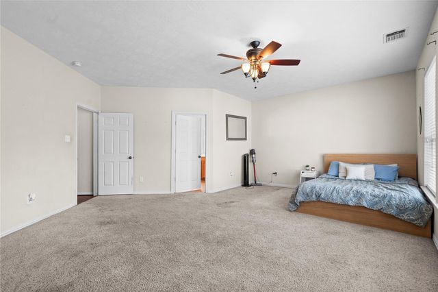 14807 Summer Knoll Lane, Houston, TX 77044