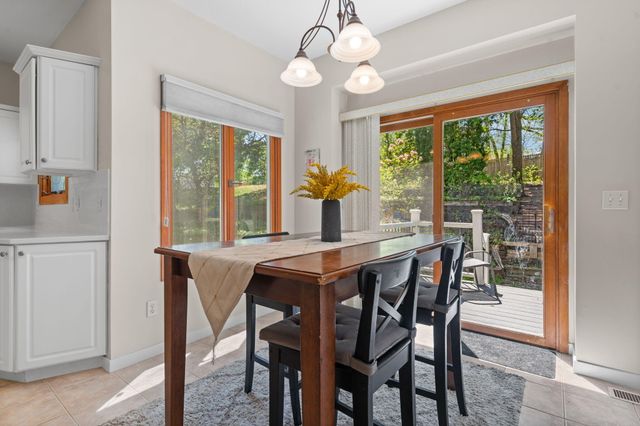 254 Hunters Trail, Ann Arbor, MI 48103