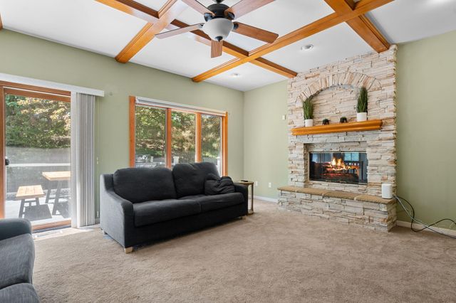 254 Hunters Trail, Ann Arbor, MI 48103