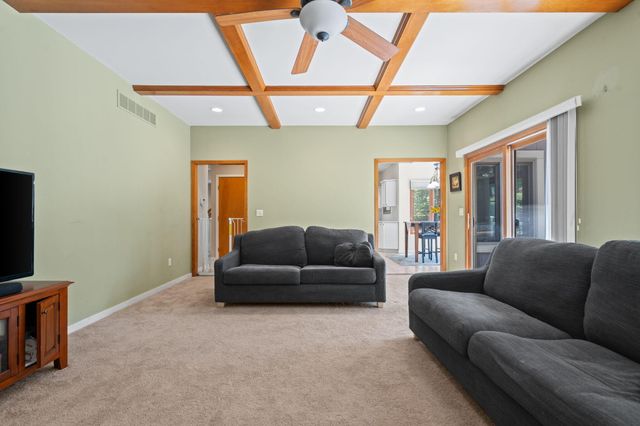254 Hunters Trail, Ann Arbor, MI 48103
