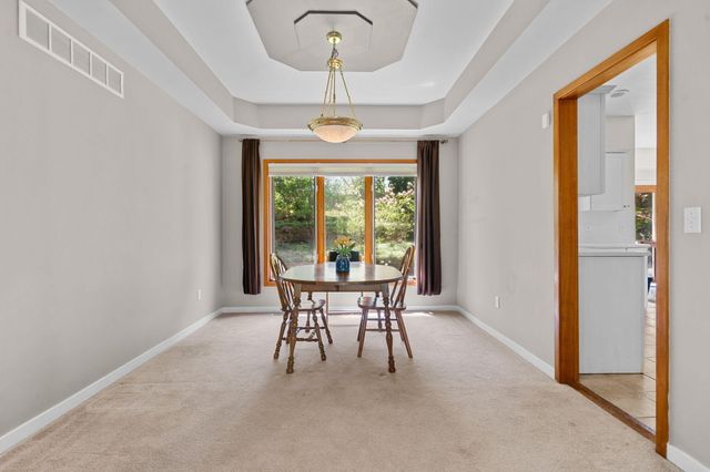 254 Hunters Trail, Ann Arbor, MI 48103