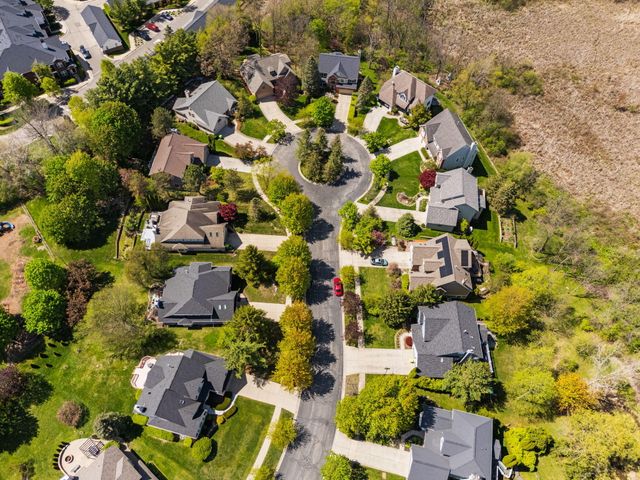 254 Hunters Trail, Ann Arbor, MI 48103