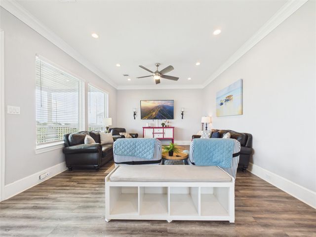 25011 Sausalito Drive, Galveston, TX 77554