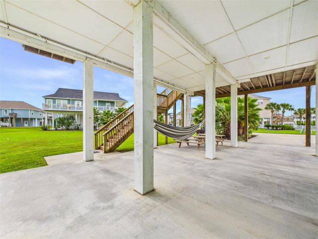 25011 Sausalito Drive, Galveston, TX 77554
