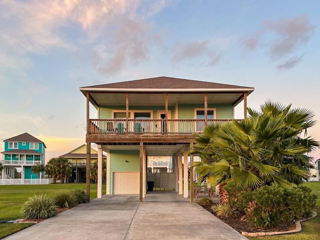 25011 Sausalito Drive, Galveston, TX 77554