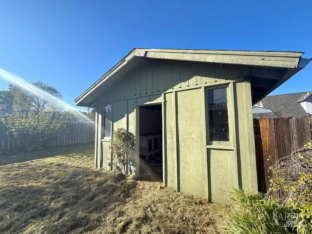 330 16th St, Lakeport, CA 95453