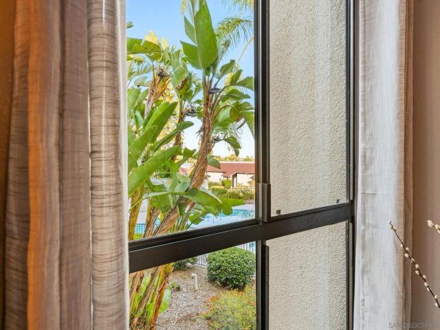 6924 Hyde Park 220, San Diego, CA 92119