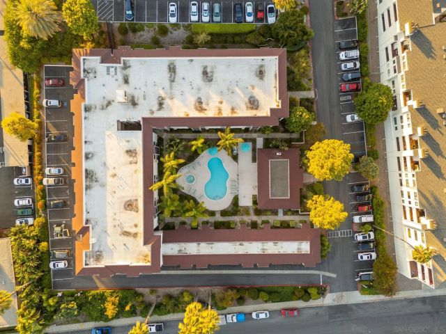 6924 Hyde Park 220, San Diego, CA 92119
