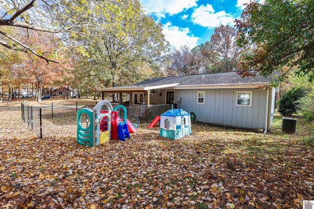 555 Clark Line Road, Paducah, KY 42003