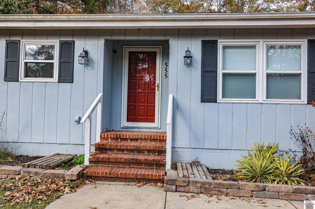 555 Clark Line Road, Paducah, KY 42003