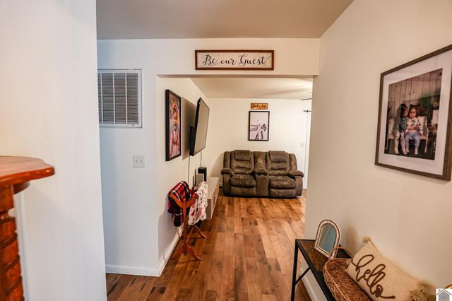 555 Clark Line Road, Paducah, KY 42003