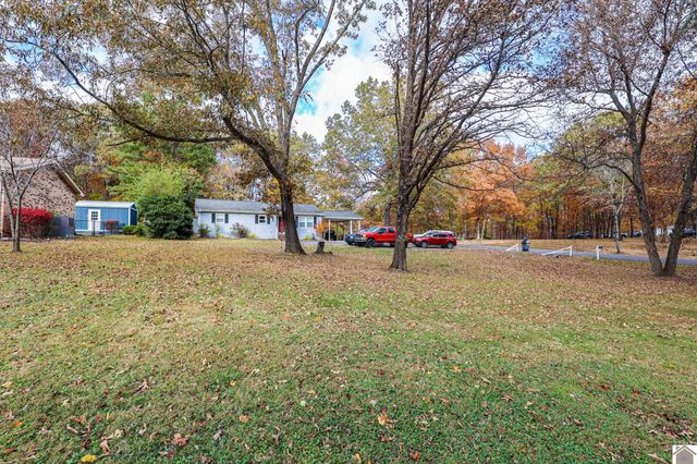 555 Clark Line Road, Paducah, KY 42003