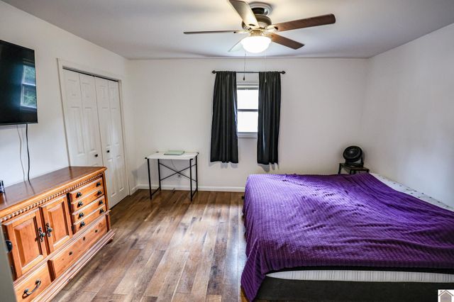 555 Clark Line Road, Paducah, KY 42003