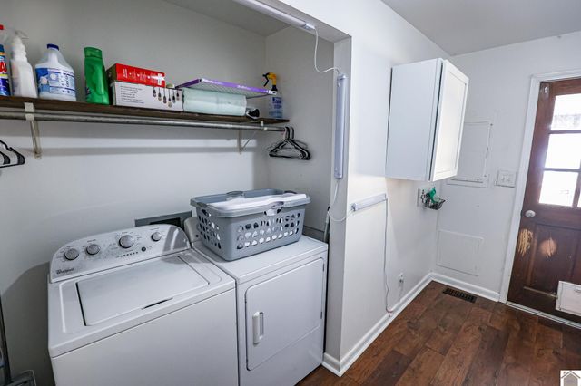 555 Clark Line Road, Paducah, KY 42003