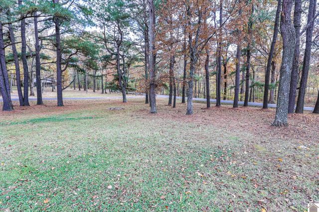 555 Clark Line Road, Paducah, KY 42003