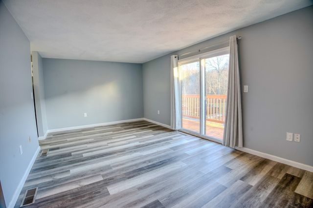 43 Patrick Road 43, Tewksbury, MA 01876