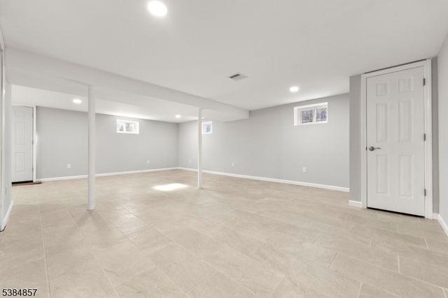 147 Wedgewood Ave, Woodbridge Twp., NJ 07095