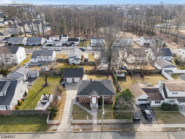 147 Wedgewood Ave, Woodbridge Twp., NJ 07095