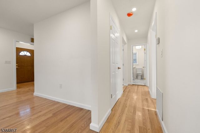 147 Wedgewood Ave, Woodbridge Twp., NJ 07095