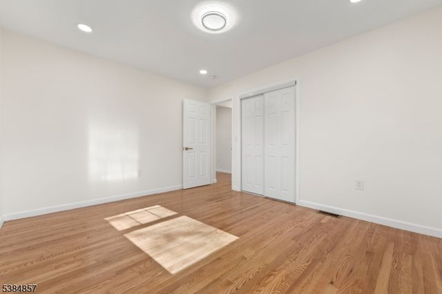 147 Wedgewood Ave, Woodbridge Twp., NJ 07095