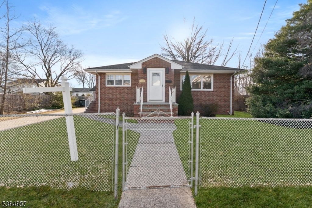 147 Wedgewood Ave, Woodbridge Twp., NJ 07095