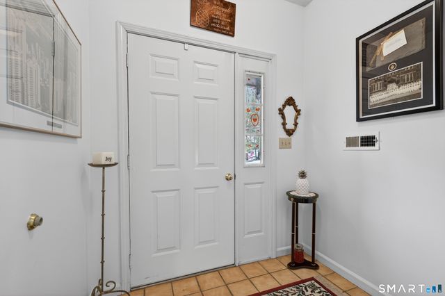 196 New Haven Avenue 430, Derby, CT 06418