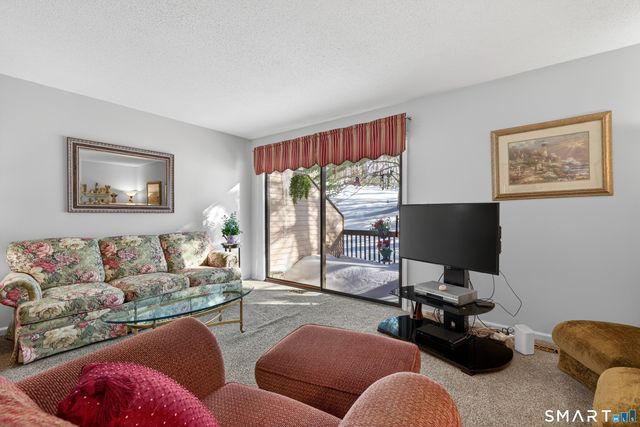 196 New Haven Avenue 430, Derby, CT 06418