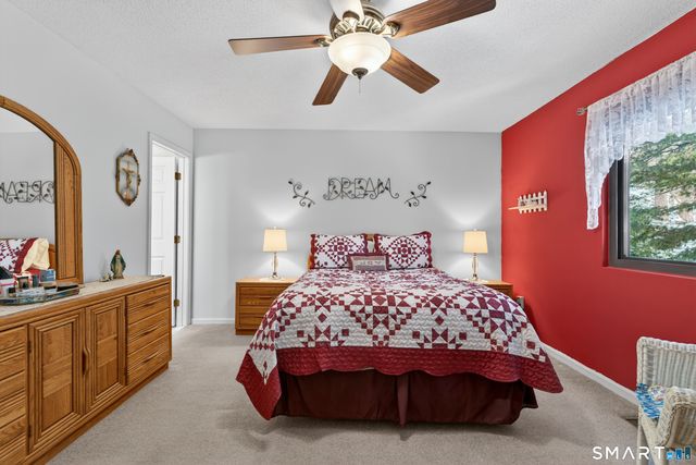 196 New Haven Avenue 430, Derby, CT 06418