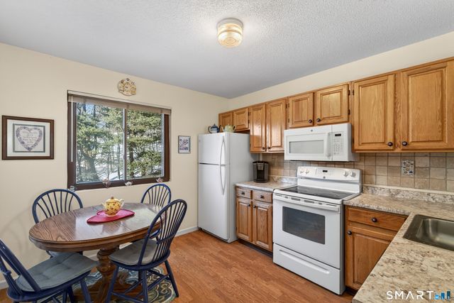 196 New Haven Avenue 430, Derby, CT 06418