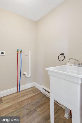 211 FULTON ST, Hanover, PA 17331