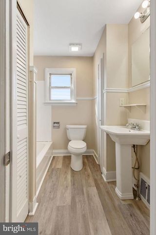 211 FULTON ST, Hanover, PA 17331