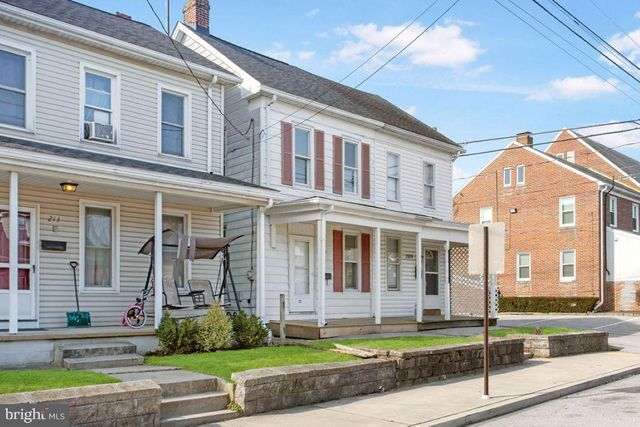 211 FULTON ST, Hanover, PA 17331