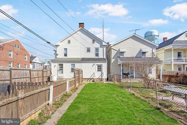 211 FULTON ST, Hanover, PA 17331