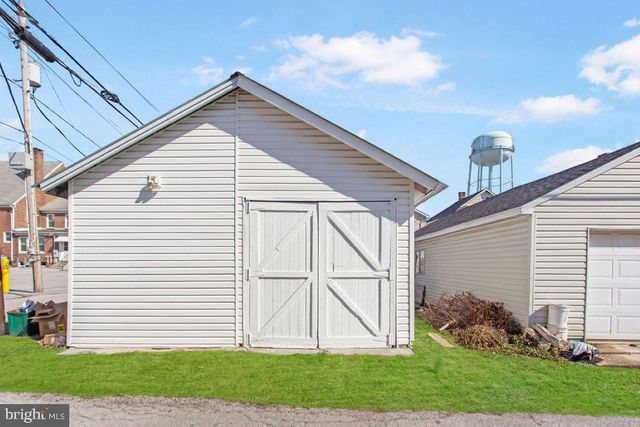 211 FULTON ST, Hanover, PA 17331