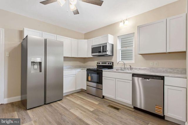 211 FULTON ST, Hanover, PA 17331